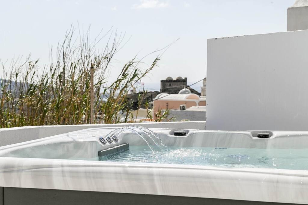 Villa Solasta #1 With Jacuzzi In Santorini Akrotiri  Exterior photo