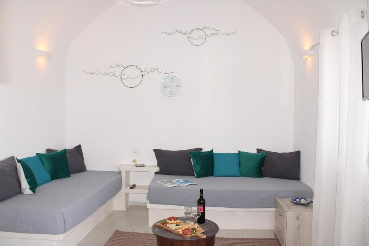 Villa Solasta #1 With Jacuzzi In Santorini Akrotiri  Exterior photo